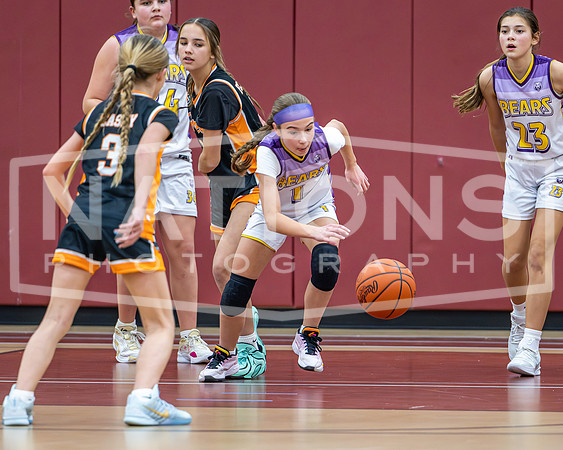 20260117_N Royalton Bears_6th Grade Girls-35