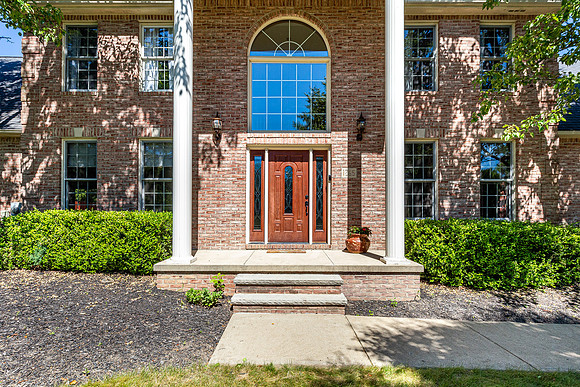 20220628_Hinckley_1265 River Woods Dr_Charles Maurer-02