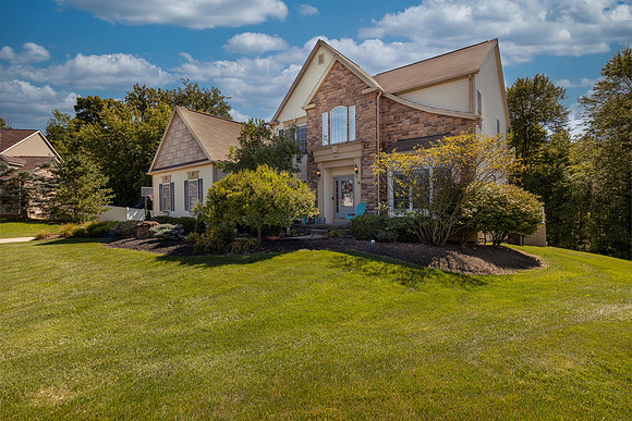 20220909_Medina_5437 Stillwood Dr_Melanie Timco-01