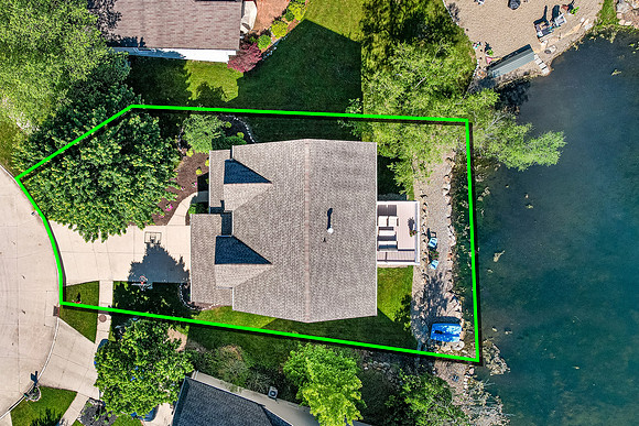 20220603_Medina_6143 Champagne Shores_Melanie Timco-drone-2